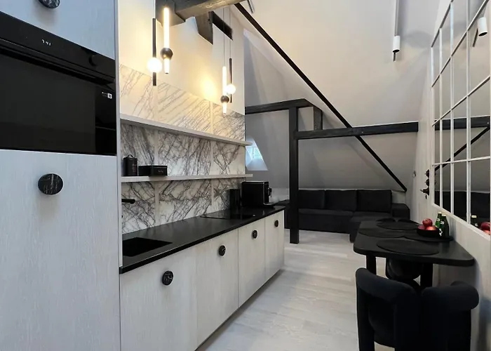 Miodowa - Old Town - Stare